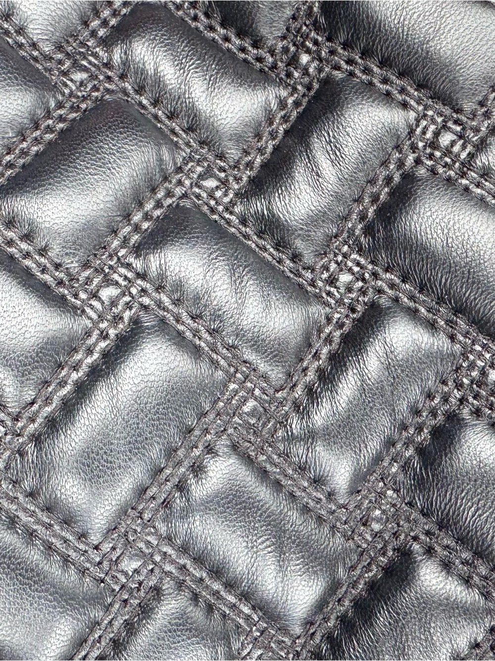 Kurt Geiger Black Quilted Chain-Handle Shoulder Bag with Emblem - Picture 7 of 11